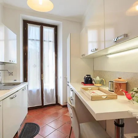 Dolfin - Nel Centro Di Stresa - By Impero House Apartment Exterior photo